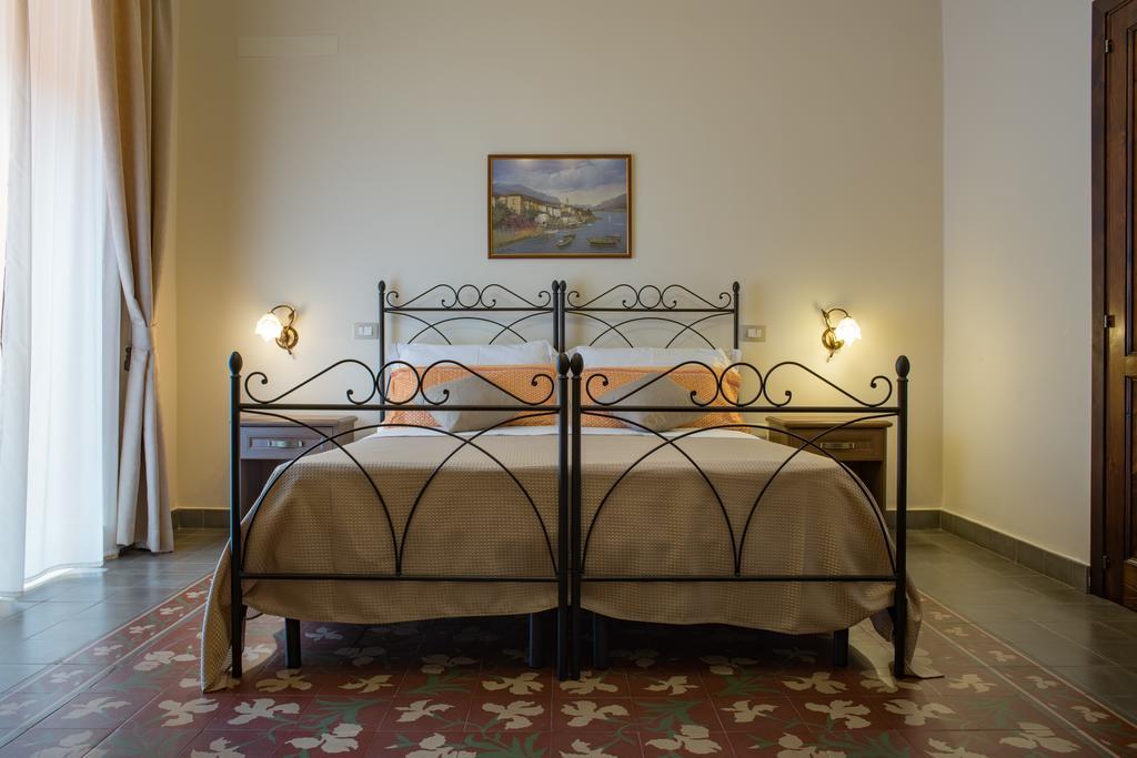 B&B Palazzo Tornabene CTA Eksteriør billede